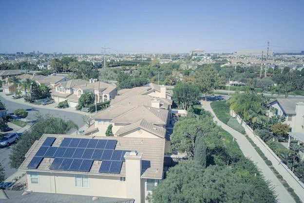 Solar-Powered Homes: A Game-Changer in Real Estate Sustainability